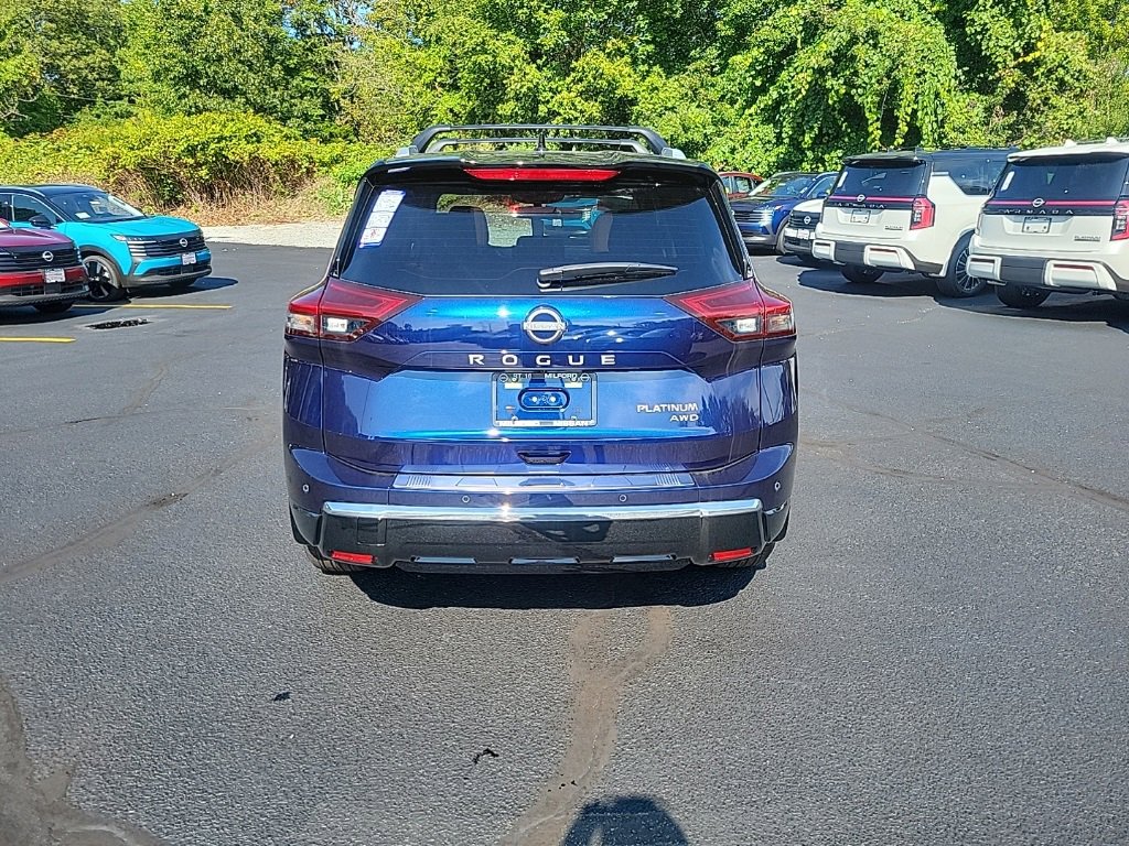 New 2026 Nissan Rogue Platinum image 4