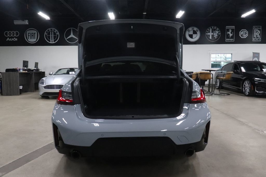 Used 2024 BMW 330e w/ Premium Package image 22