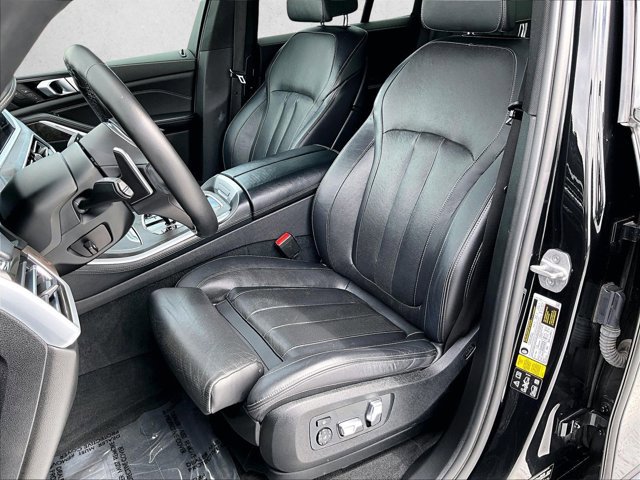 Used 2022 BMW X5 xDrive40i w/ M Sport Package AWD/4WD image 27