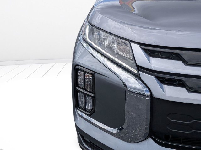 Used 2024 Mitsubishi Outlander Sport SE AWD/4WD image 9