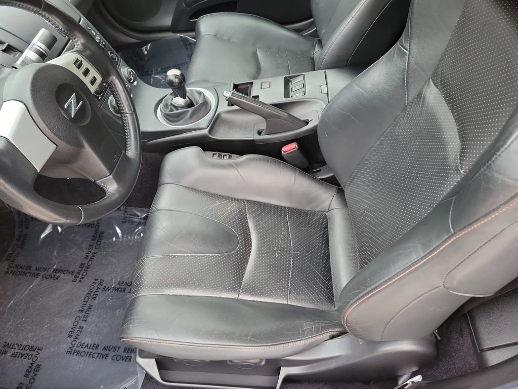 Used 2005 Nissan 350Z Grand Touring image 21