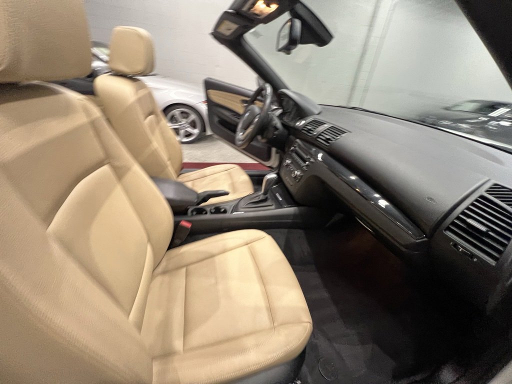 Used 2013 BMW 128i Convertible image 37