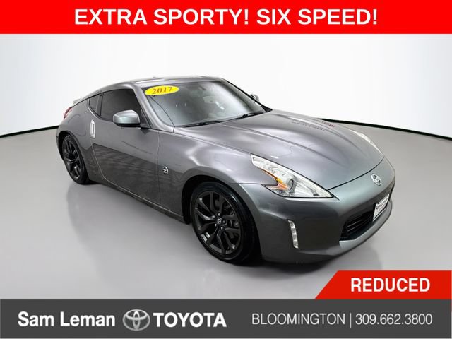 Used 2017 Nissan 370Z Touring RWD image 1