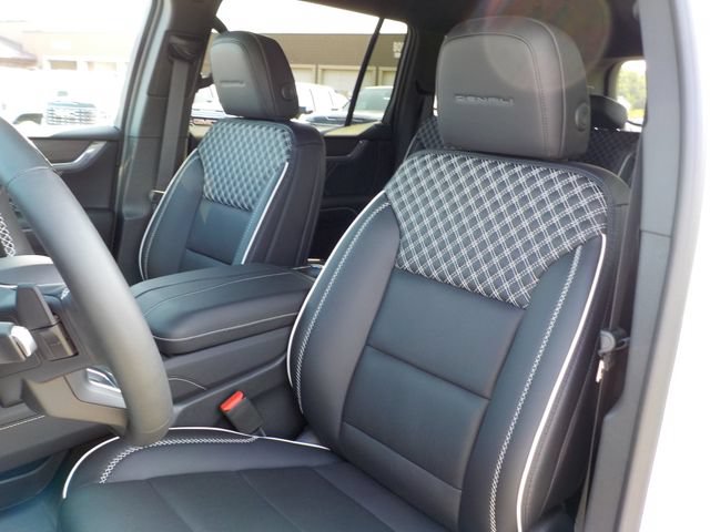 New 2026 GMC Acadia Denali w/ Super Cruise Package AWD/4WD image 16