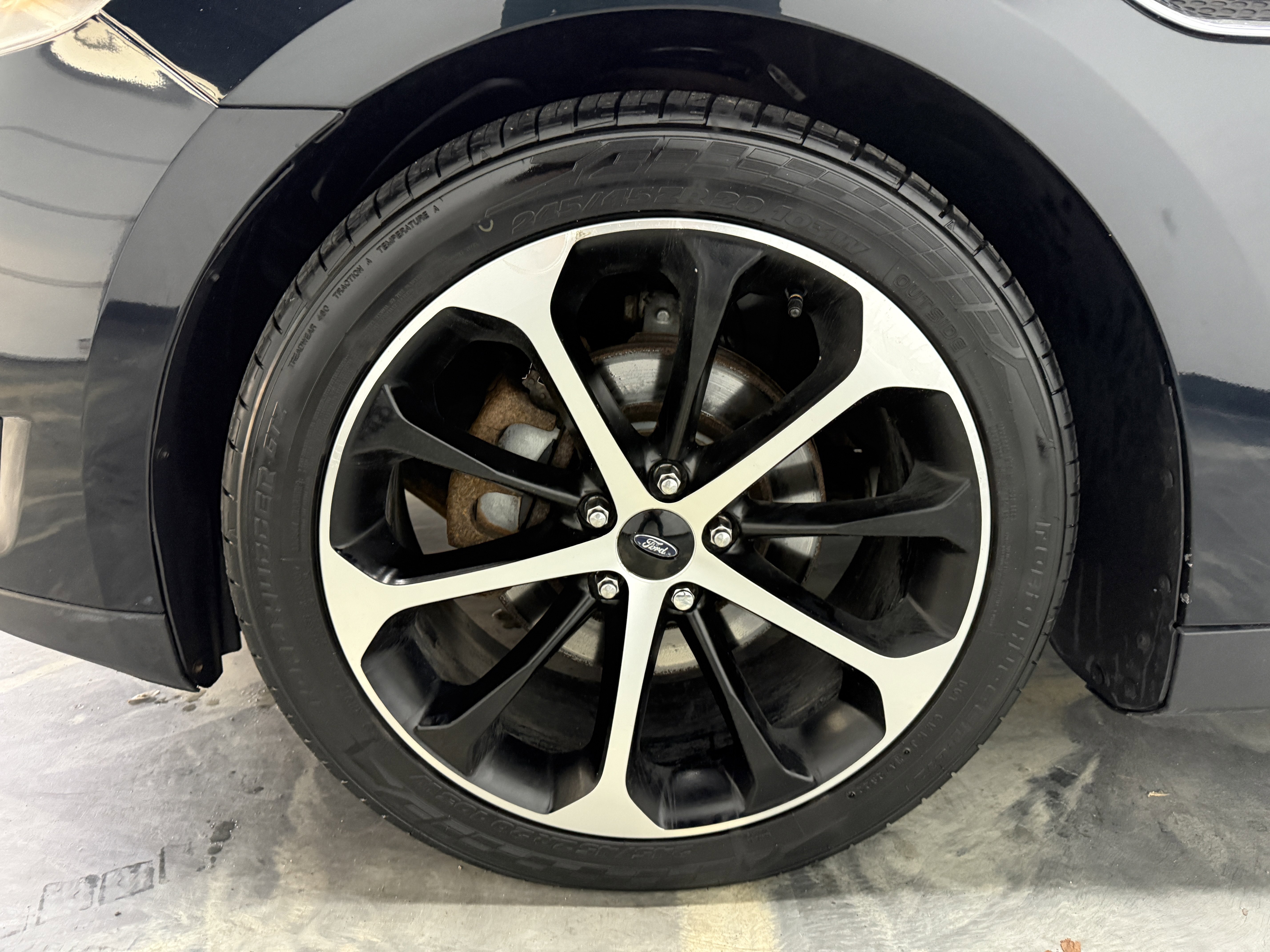 Used 2015 Ford Taurus SEL w/ Equipment Group 201A image 27
