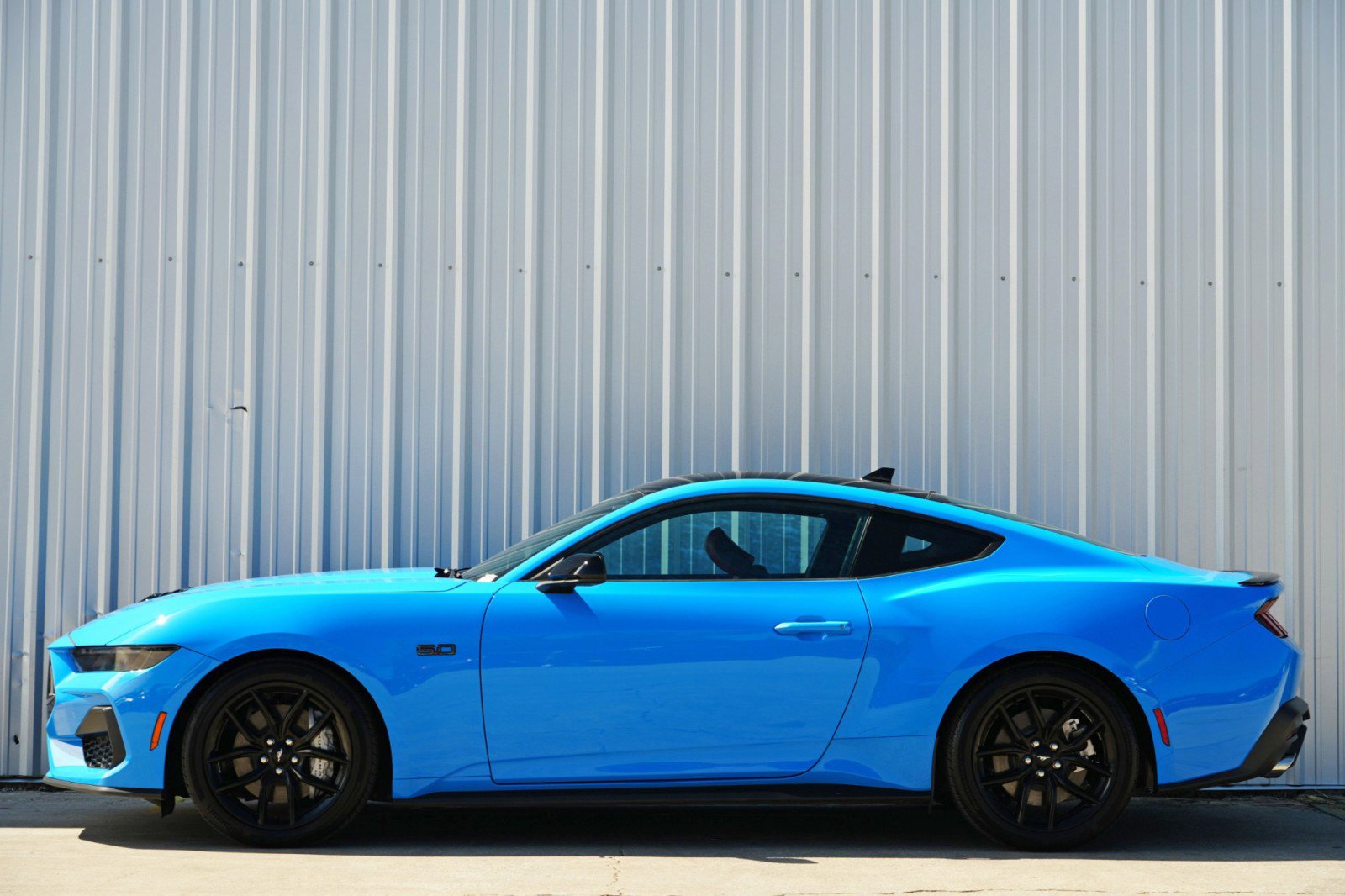 Used 2025 Ford Mustang GT Premium w/ Mustang Nite Pony Package image 39