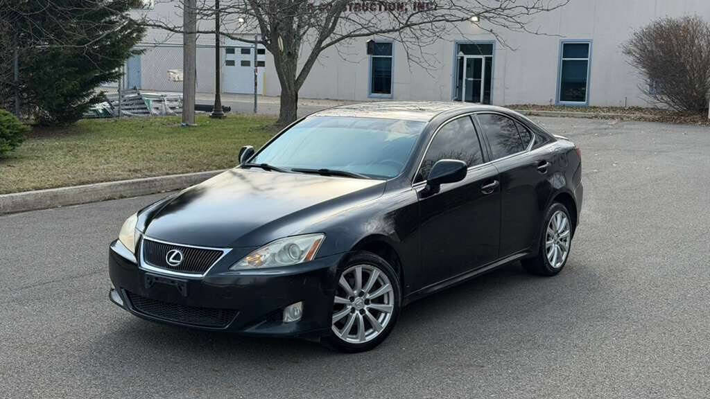 Used 2008 Lexus IS 250 AWD image 2