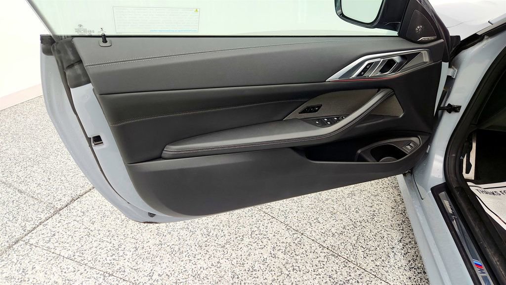 Used 2023 BMW 430i Convertible w/ M Sport Package image 11