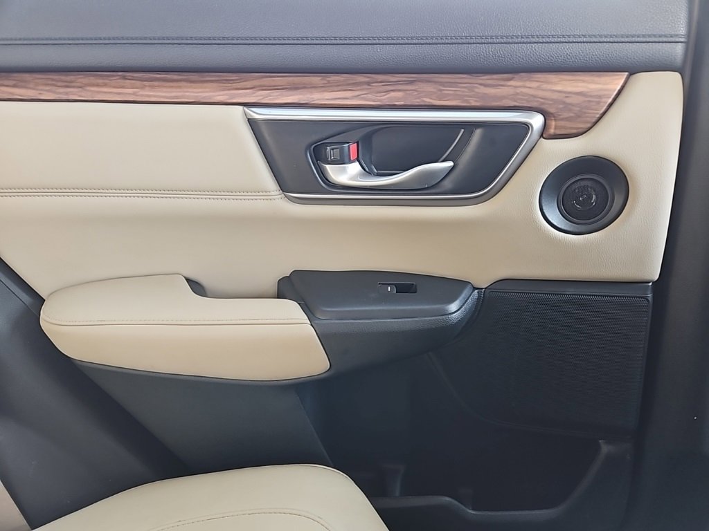 Used 2018 Honda CR-V Touring image 22