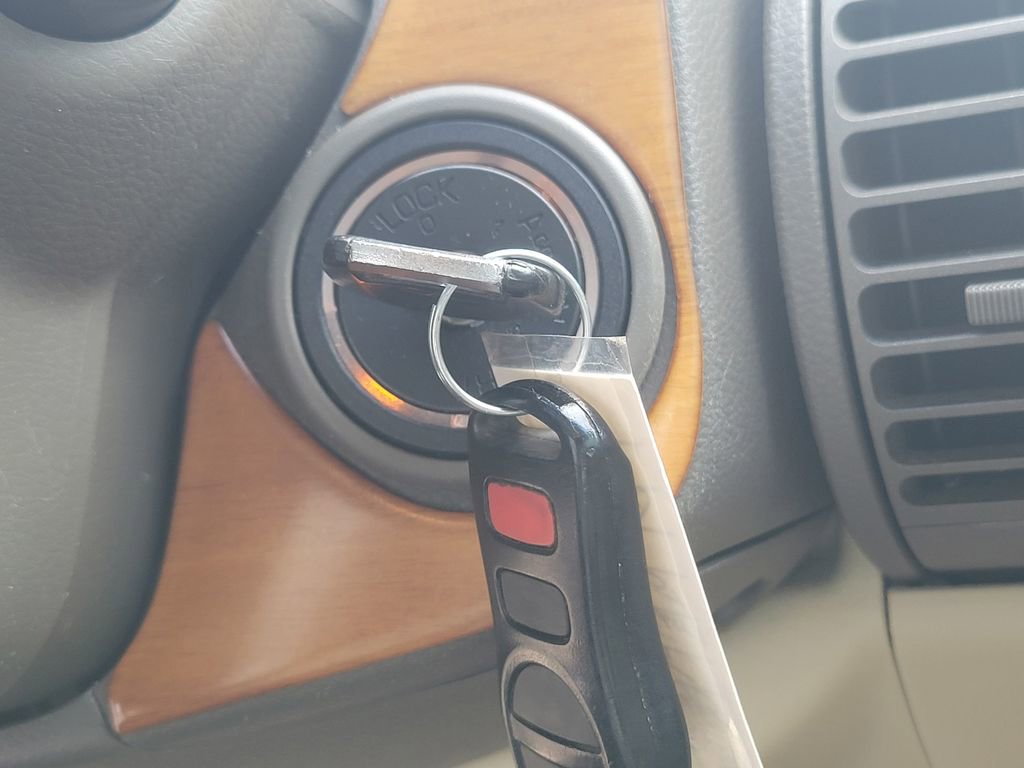 Used 2005 INFINITI G35 Coupe w/ (P01) Premium Pkg image 21