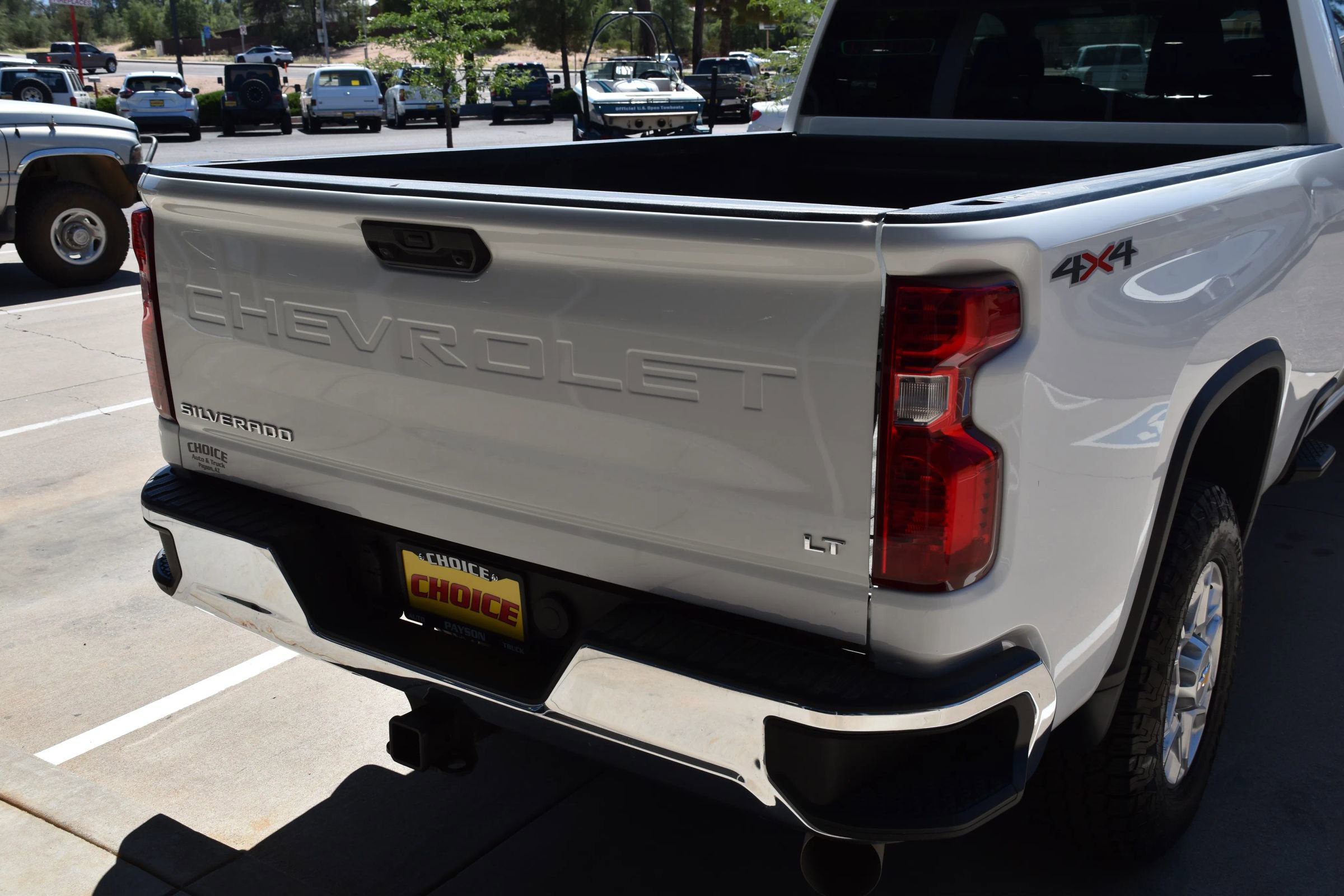 Used 2022 Chevrolet Silverado 3500 LT w/ Convenience Package image 5