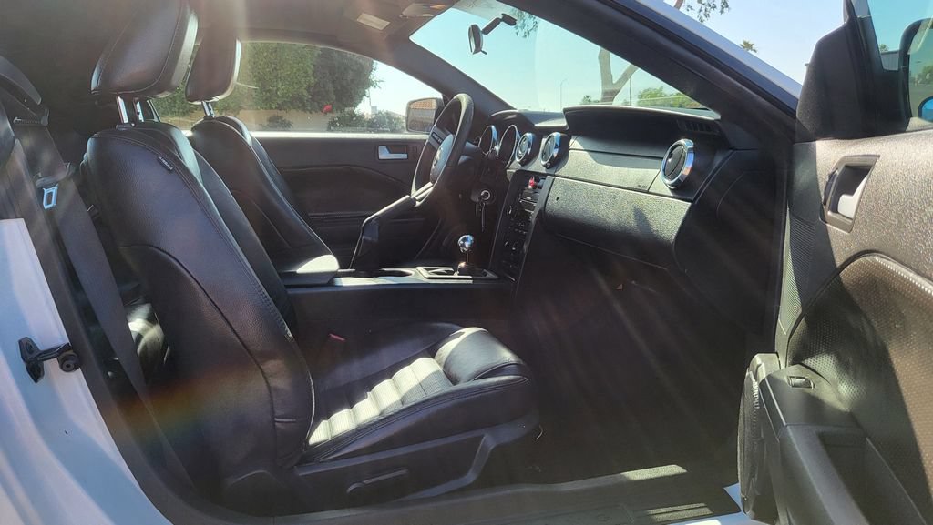 Used 2008 Ford Mustang GT Premium RWD image 17
