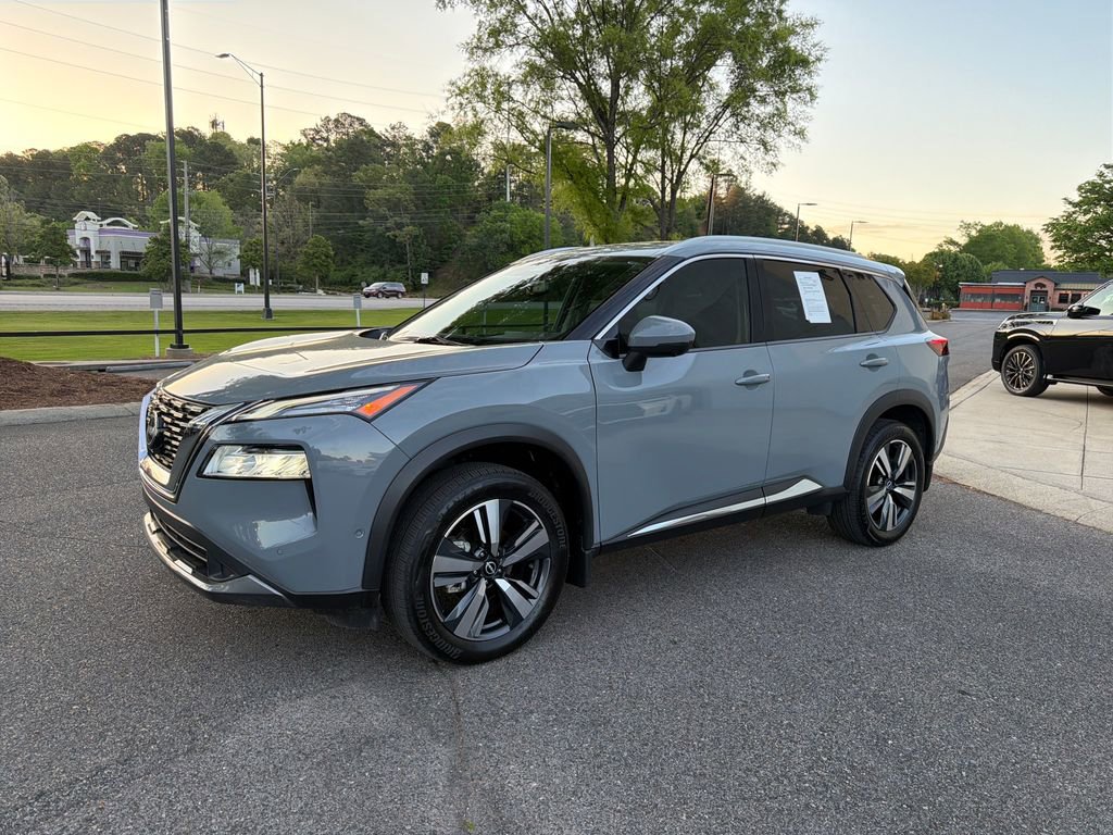 Used 2023 Nissan Rogue SL w/ SL Premium Package FWD image 5