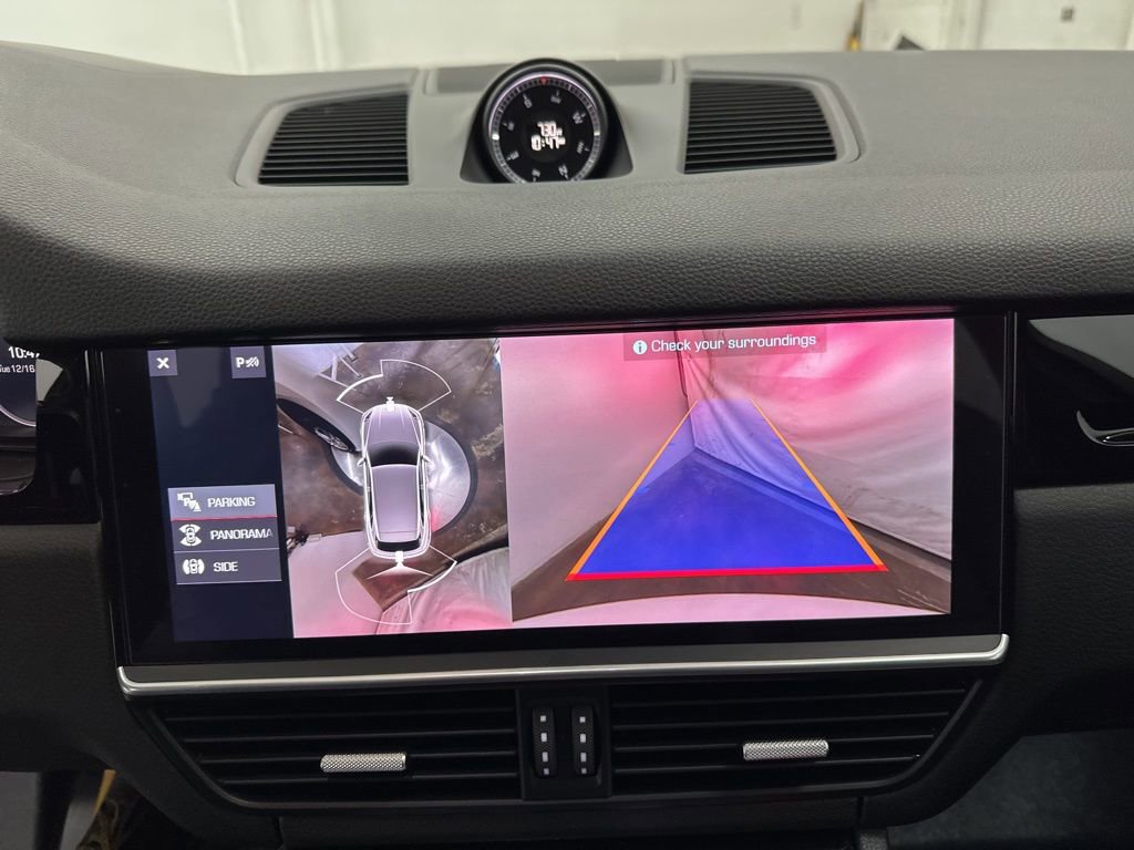 Used 2019 Porsche Cayenne S image 15