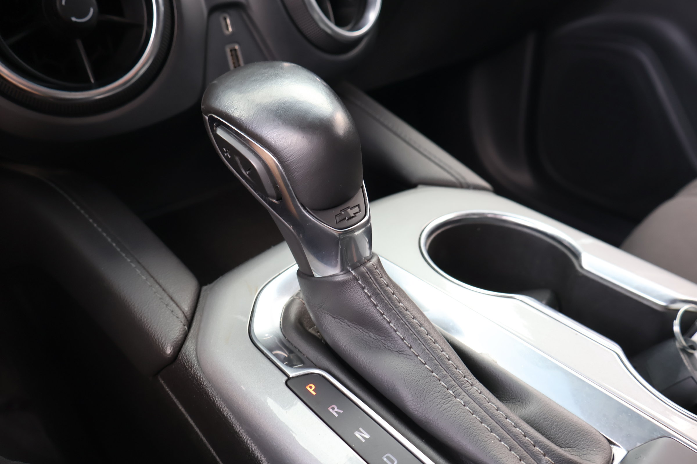 Used 2019 Chevrolet Blazer LT FWD image 27