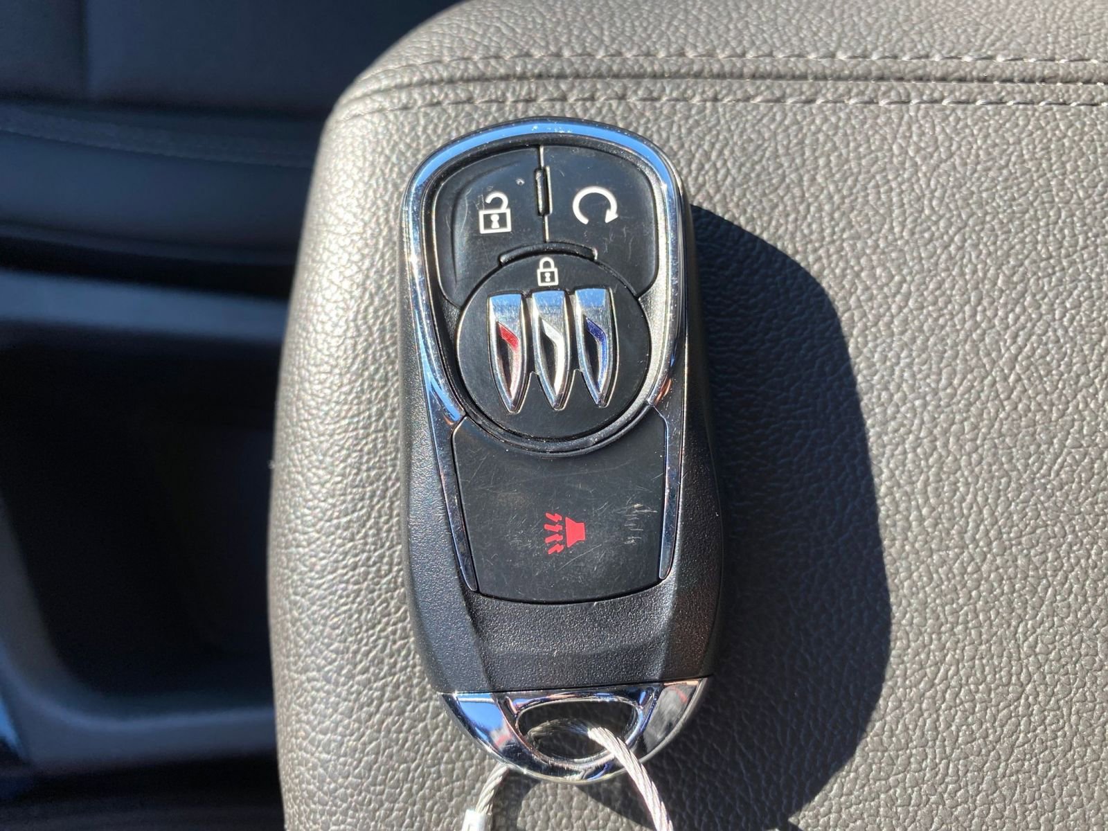 Used 2025 Buick Encore GX Preferred FWD image 23