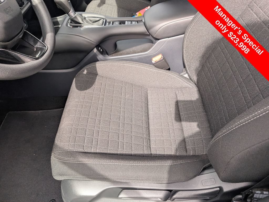 Used 2025 Honda HR-V LX image 17