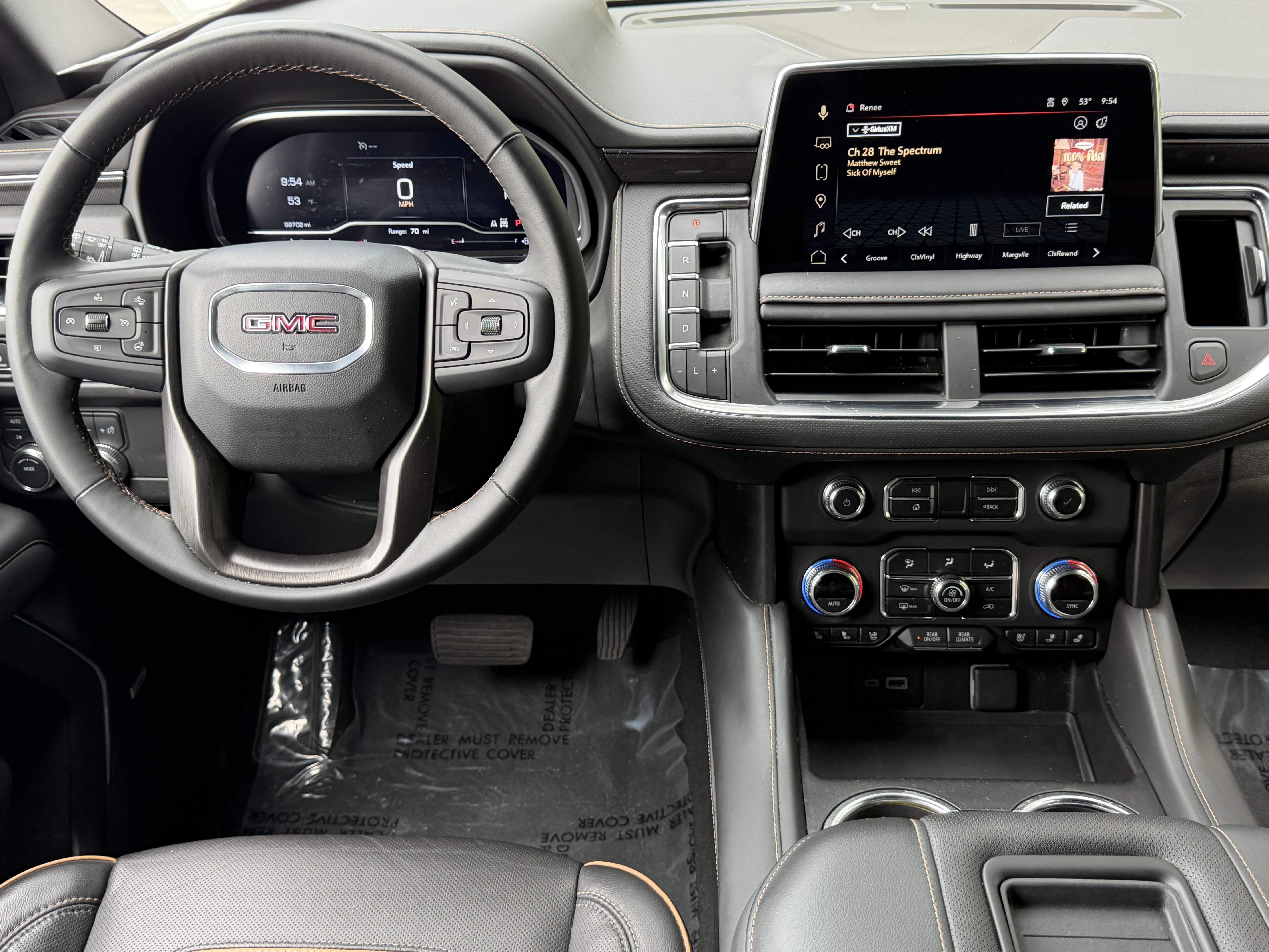 Used 2024 GMC Yukon XL AT4 w/ Technology Package AWD/4WD image 22