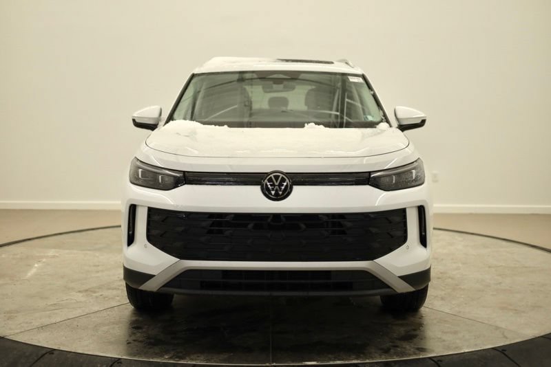 New 2026 Volkswagen Tiguan SE AWD/4WD image 8
