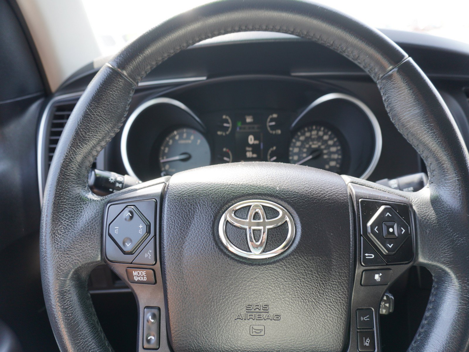 Used 2022 Toyota Sequoia TRD Sport AWD/4WD image 25