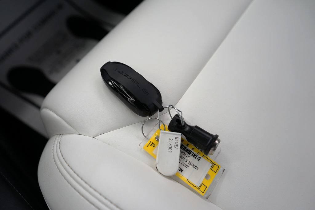 Used 2017 Tesla Model S 100D AWD/4WD image 54