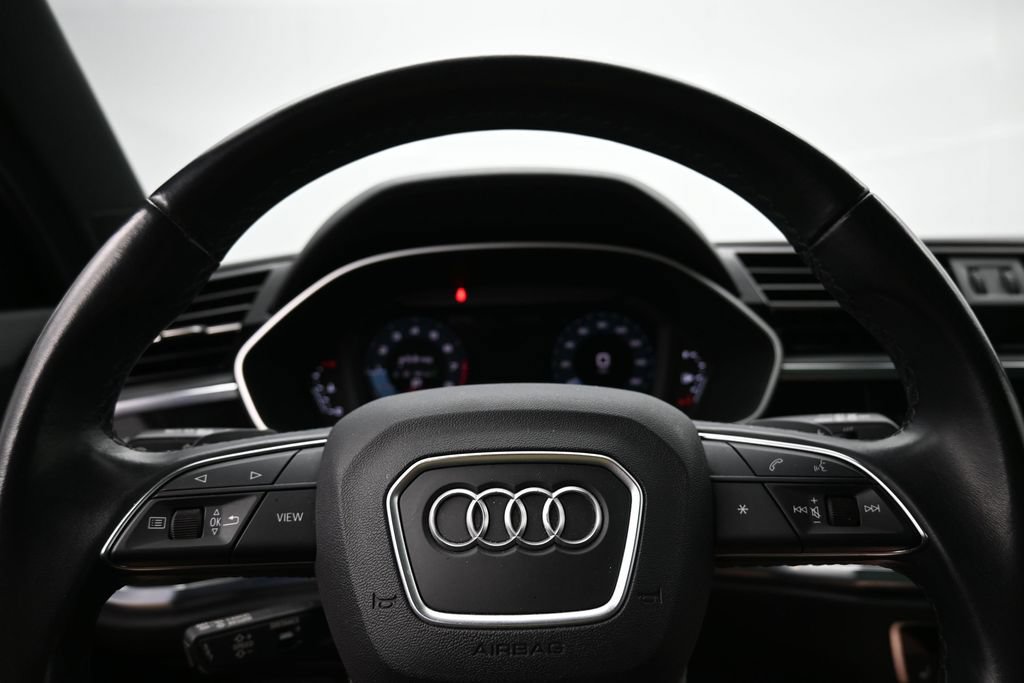 Used 2024 Audi Q3 2.0T Premium AWD/4WD image 13