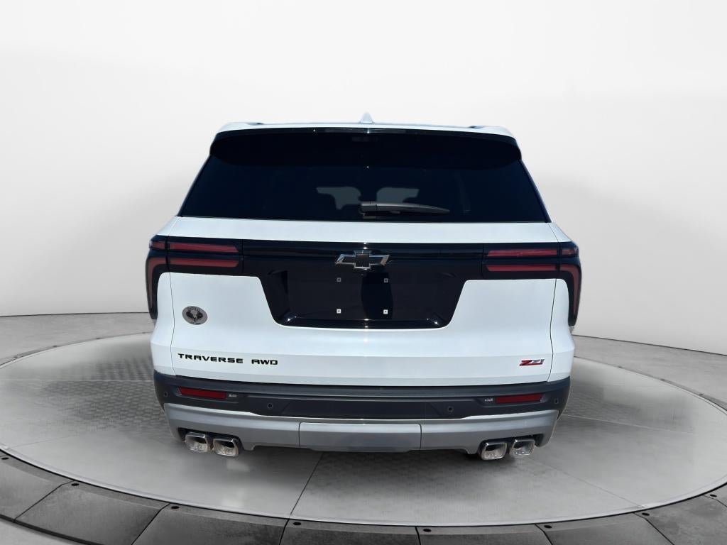 New 2026 Chevrolet Traverse Z71 w/ Enhanced Driving Package AWD/4WD image 6