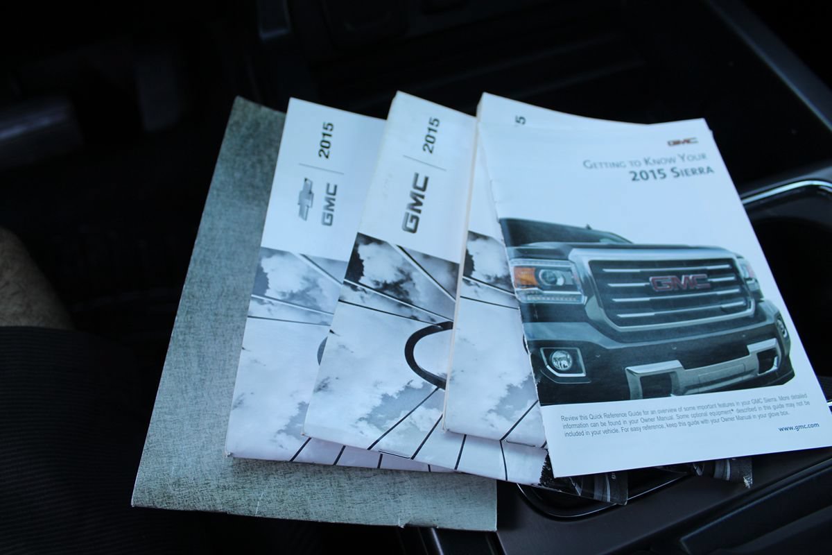 Used 2015 GMC Sierra 2500 SLT w/ Duramax Plus Package AWD/4WD image 39