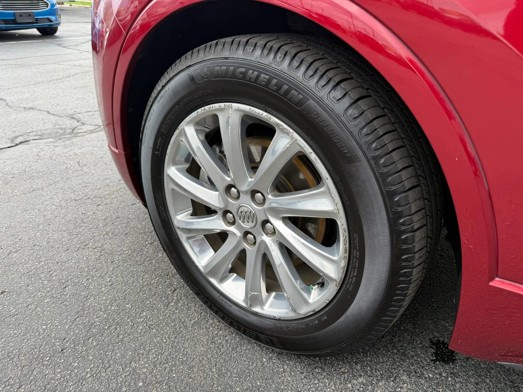 Used 2019 Buick Envision Essence FWD image 38