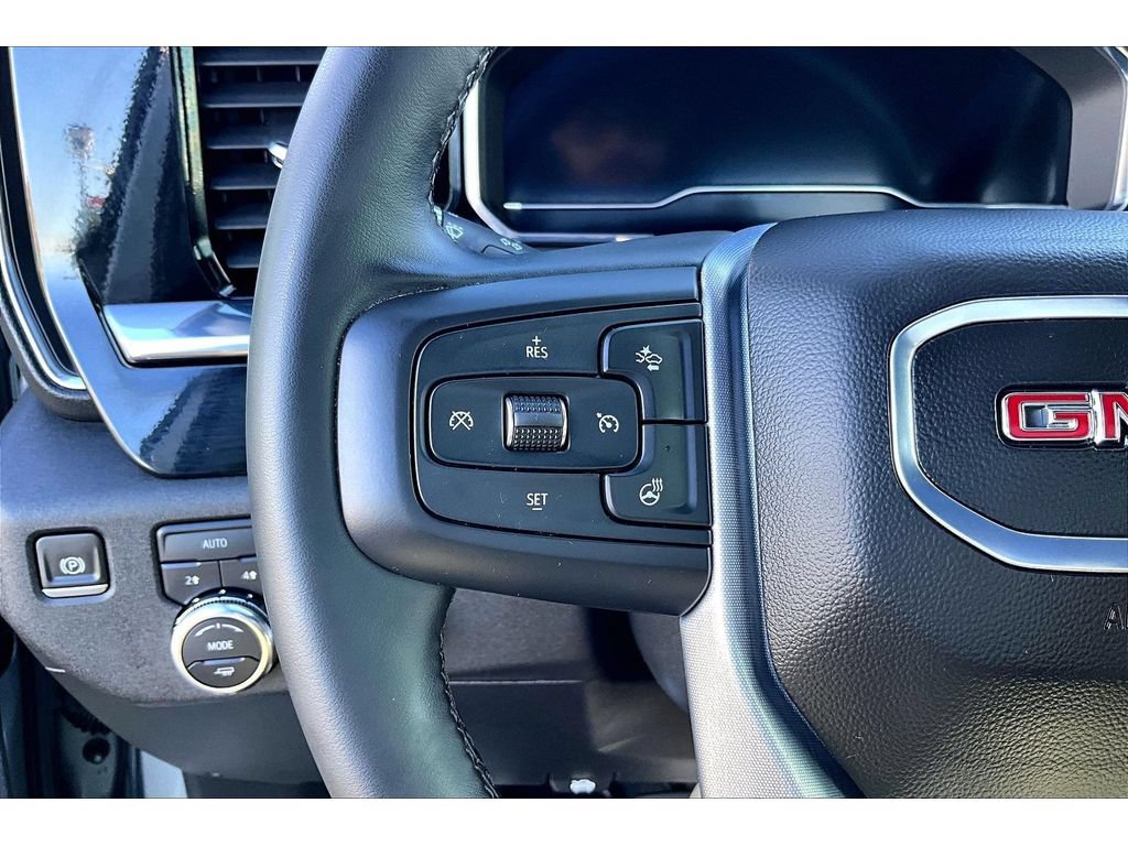 Used 2025 GMC Sierra 1500 Elevation AWD/4WD image 12