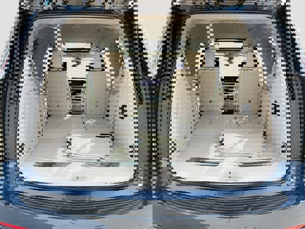 New 2025 Cadillac Escalade Sport Platinum w/ LPO, ONYX Package image 29