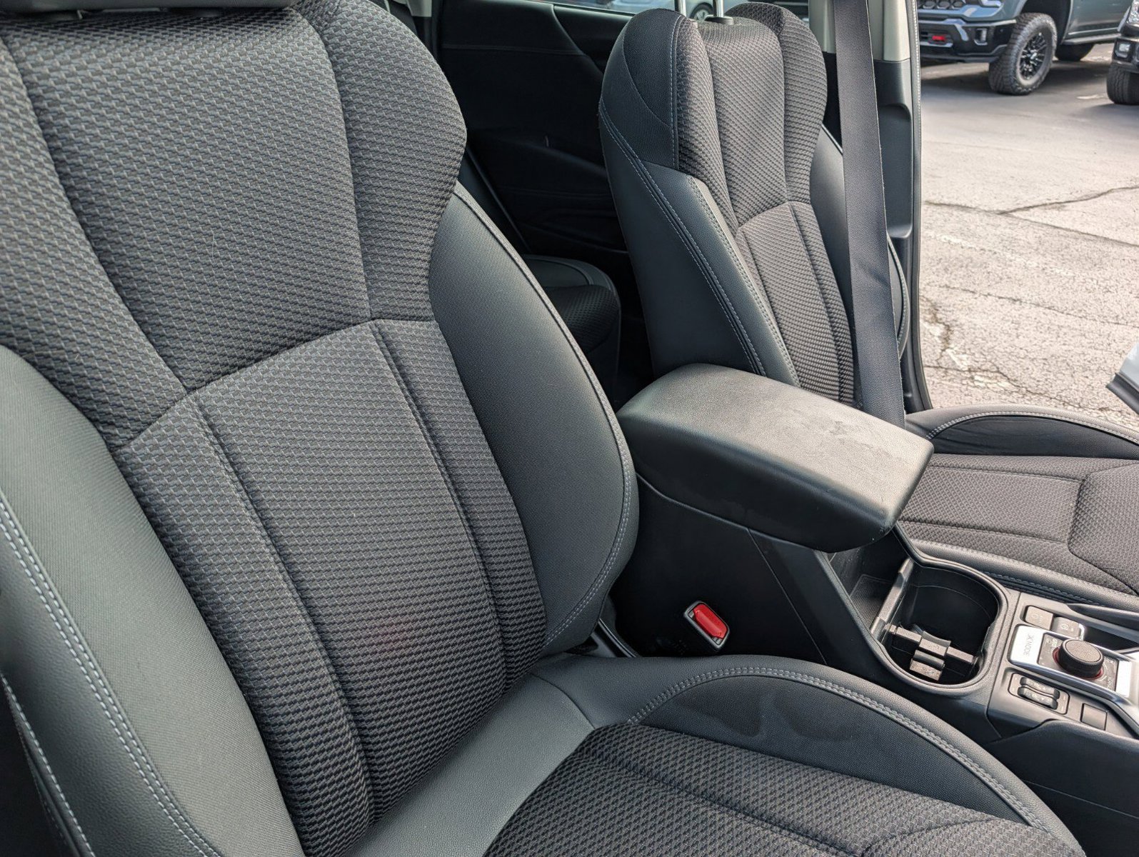 Certified 2023 Subaru Forester Premium AWD/4WD image 25