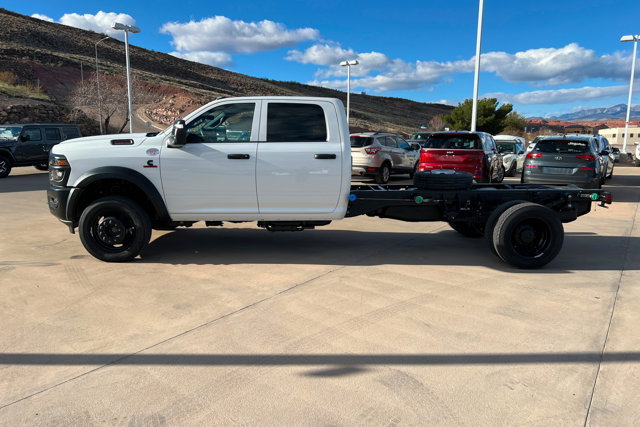 New 2026 RAM 5500 Tradesman AWD/4WD image 2
