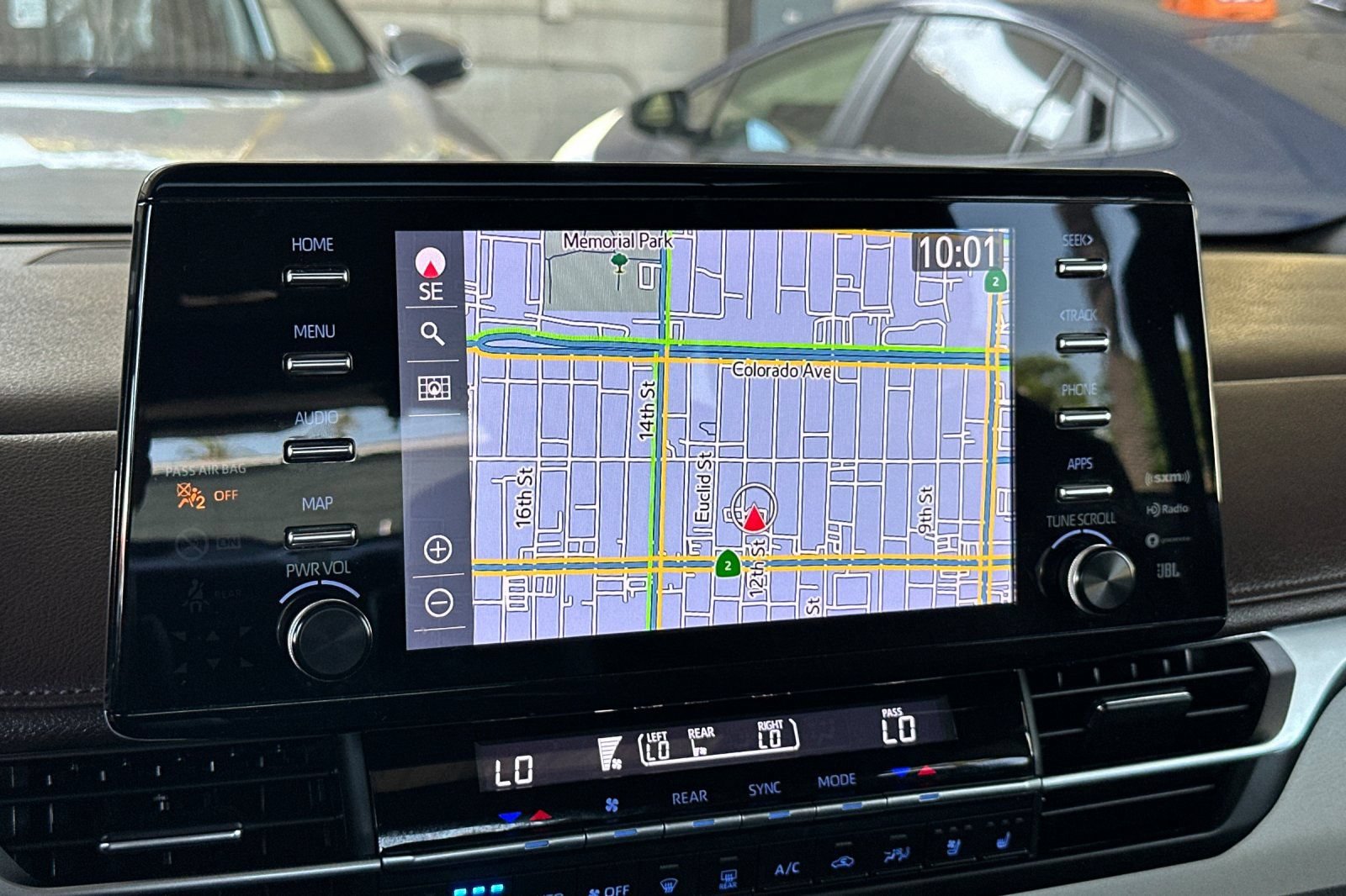 Certified 2022 Toyota Sienna Platinum FWD image 21