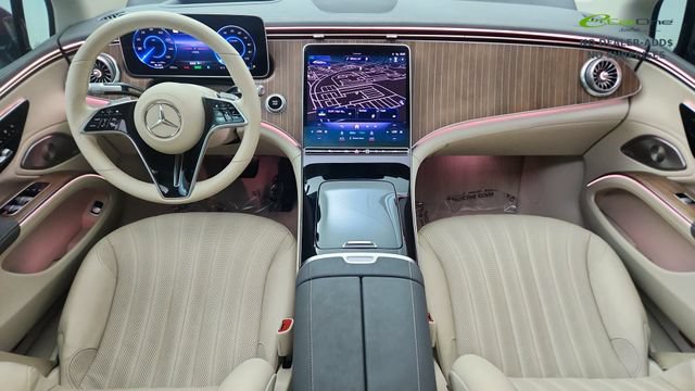 Used 2023 Mercedes-Benz EQS 450+ 4MATIC Sedan image 23