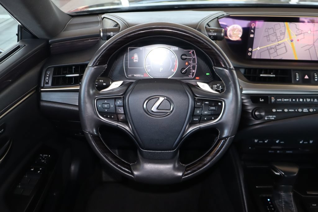 Used 2020 Lexus ES 350 w/ Premium Package FWD image 18