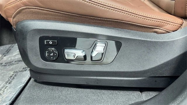 Used 2026 BMW X5 sDrive40i image 15