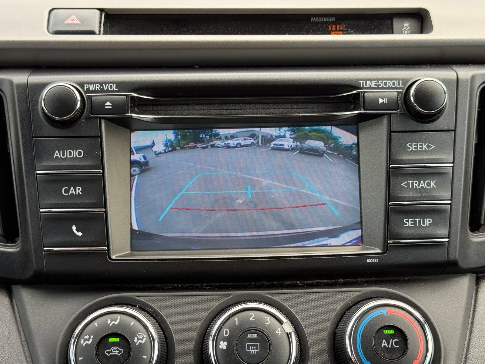 Used 2016 Toyota RAV4 LE FWD image 32