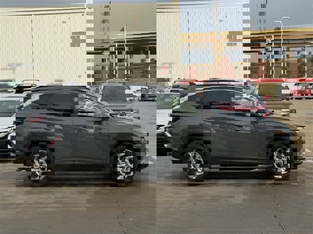 Used 2024 Hyundai Tucson SEL image 3