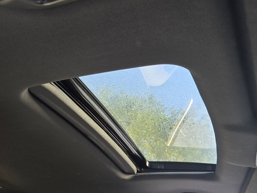 Certified 2024 Honda Passport EX-L image 17