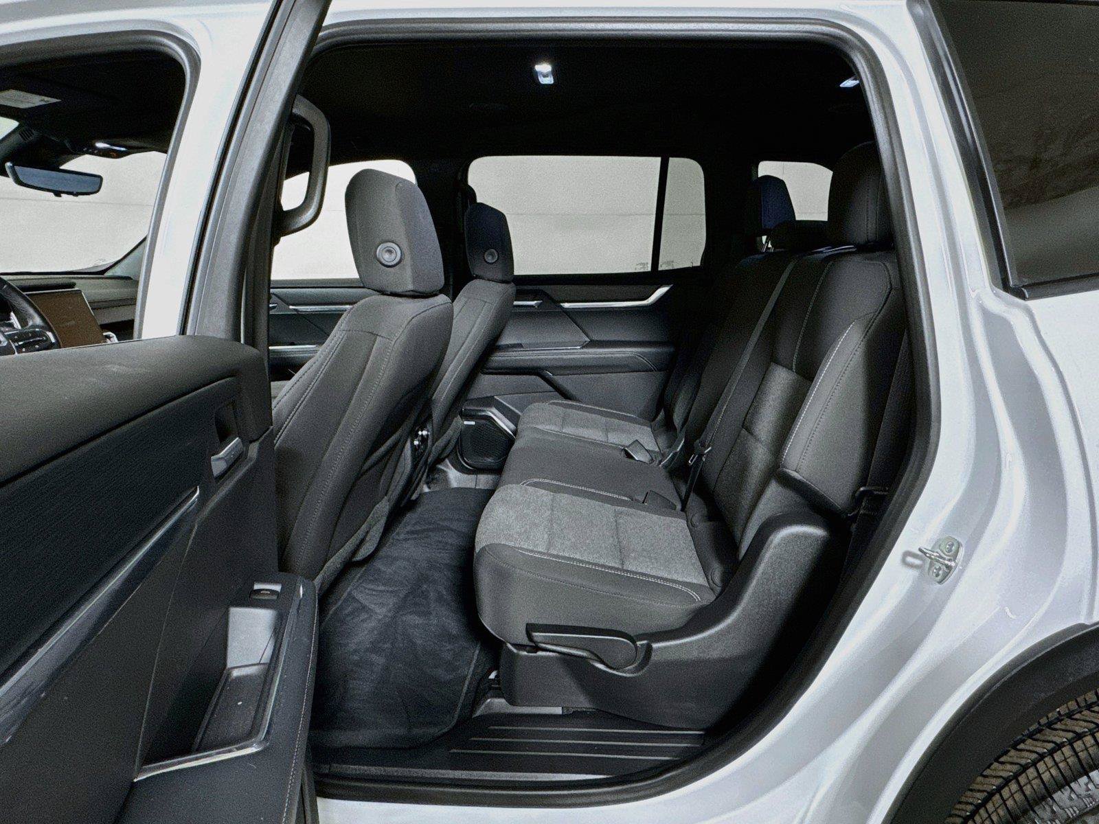 Certified 2026 GMC Acadia Elevation FWD image 85