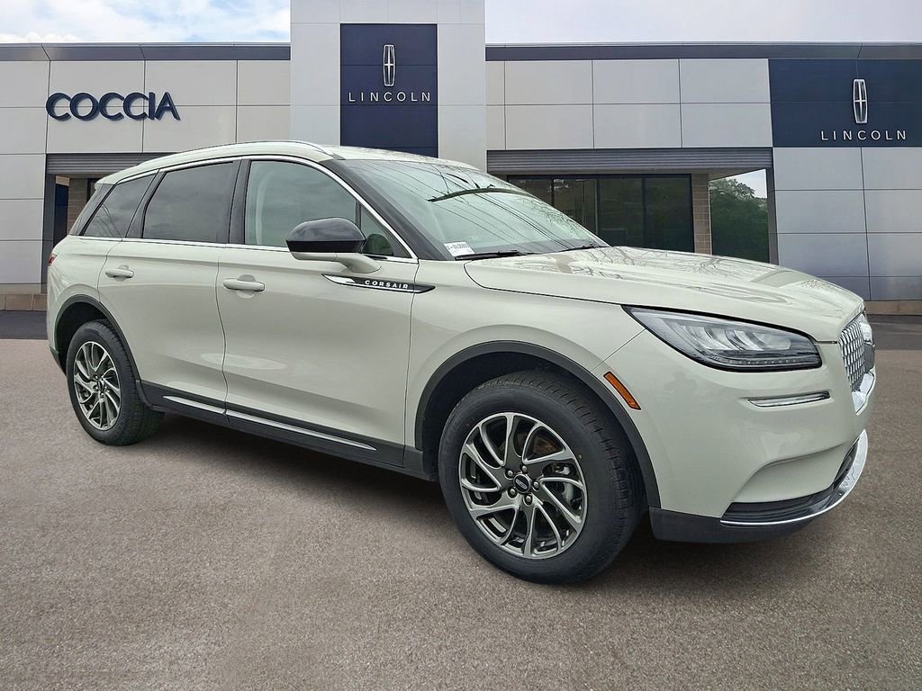 Certified 2022 Lincoln Corsair AWD w/ Equipment Group 101A image 3