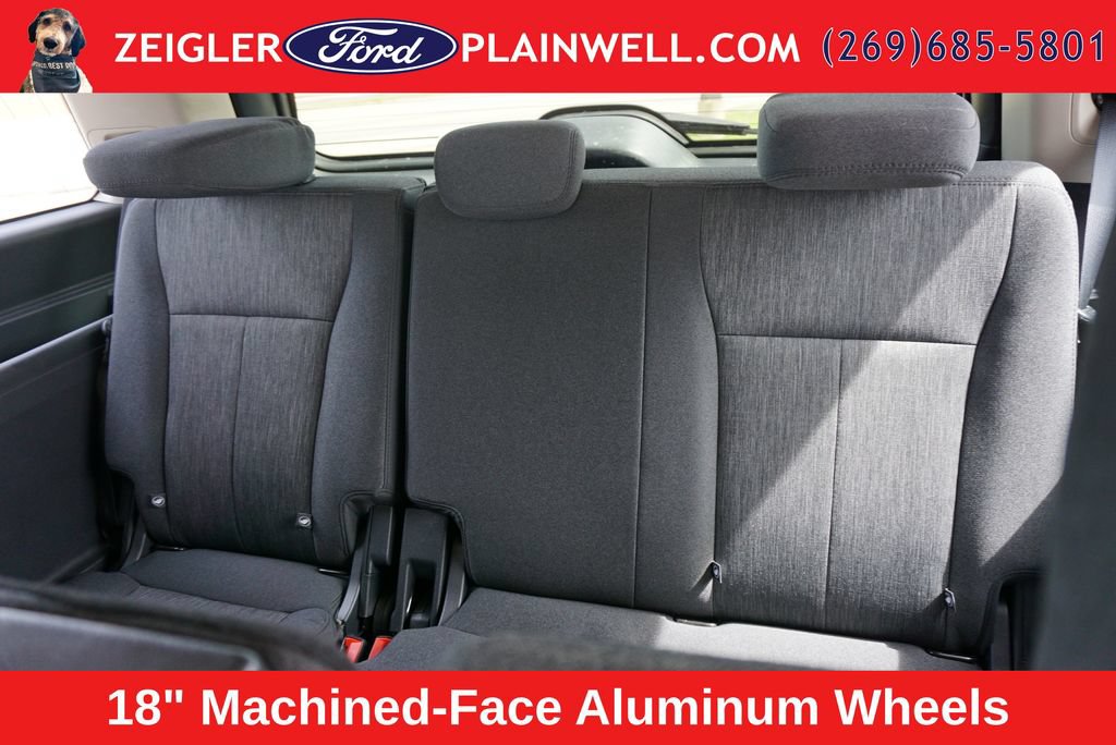 Used 2024 Ford Expedition XLT AWD/4WD image 13