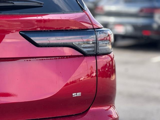 New 2025 Mitsubishi Outlander SE image 10