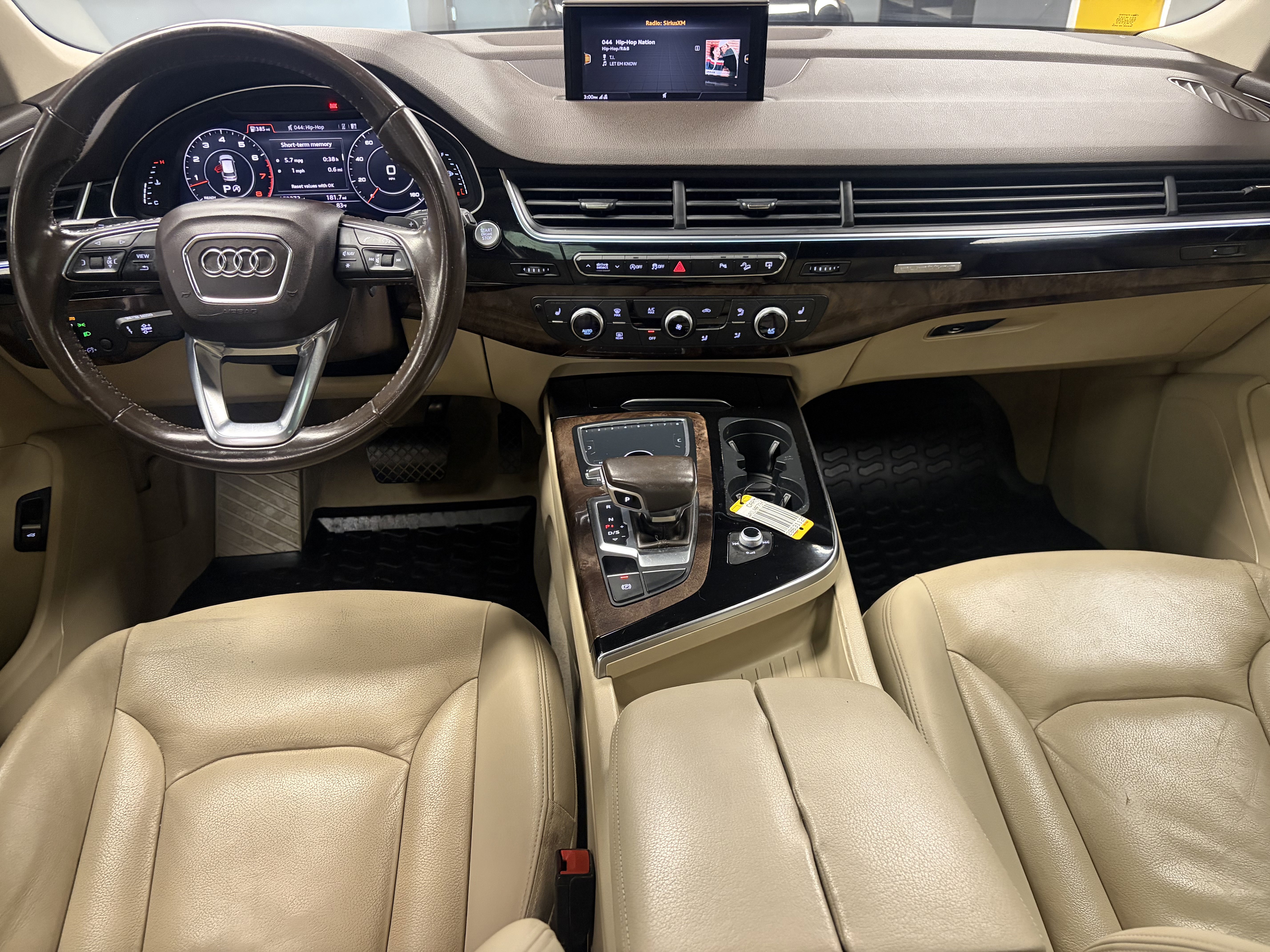 Used 2017 Audi Q7 3.0T Premium Plus AWD/4WD image 8
