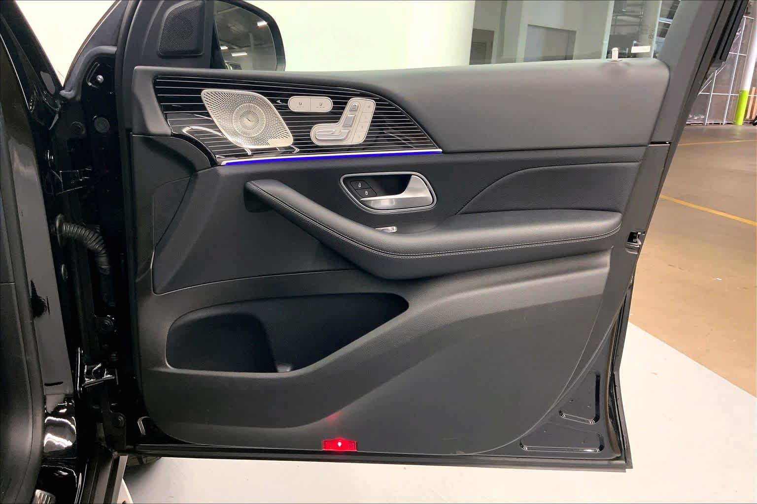 Certified 2024 Mercedes-Benz GLS 450 4MATIC image 9