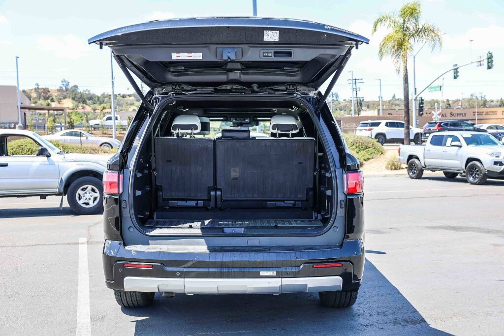 Certified 2025 Toyota Sequoia Capstone AWD/4WD image 29