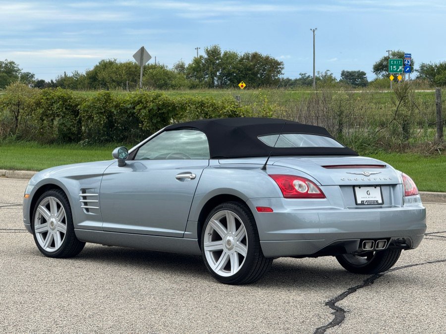 Used 2005 Chrysler Crossfire Limited RWD image 4