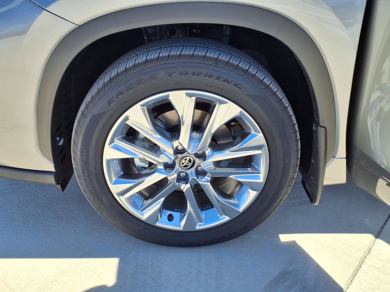 New 2026 Toyota Highlander Limited AWD/4WD image 28