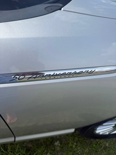 Used 2005 Ford Thunderbird RWD image 13